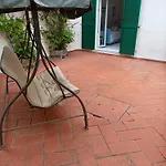 Elegante Al Centro Di Porto Ischia