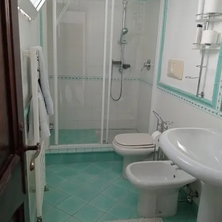 Elegante Al Centro Di Porto Villa Ischia