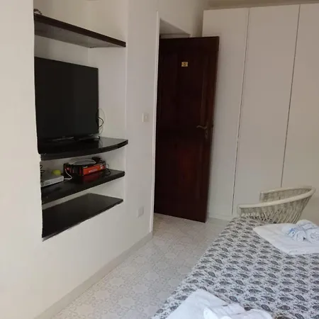 Villa Elegante Al Centro Di Porto Ischia